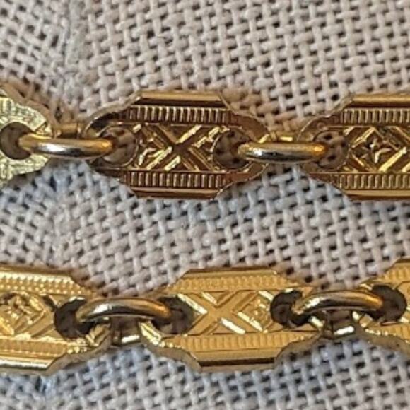 Vintage Crown Trifari Long Gold Tone X Station Chain Necklace - Picture 5 of 5